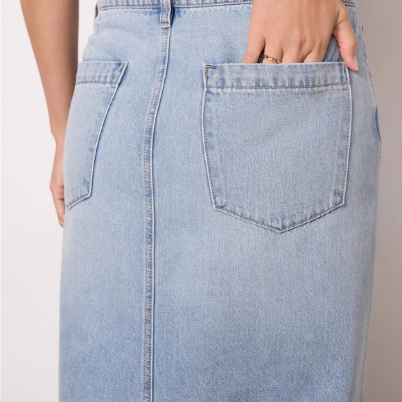 Kut from the Kloth Light Blue Denim Skirt - Picture 3 of 5